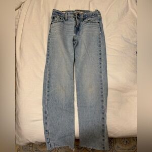 Levi's Women's Light Blue Straight Leg Jeans